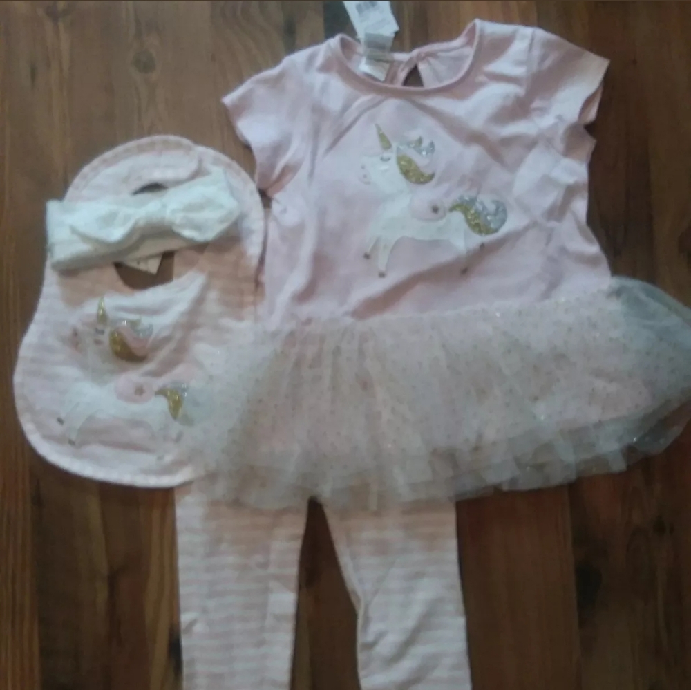 🦄SALE🦄4 Piece Unicorn Set Pants Top Bib Headband